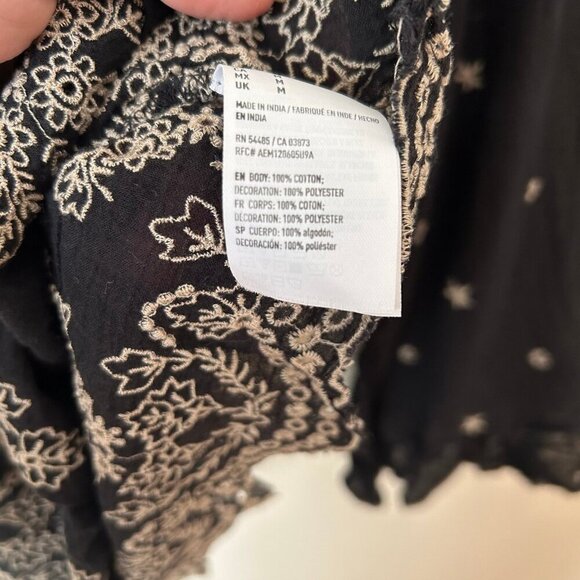 American Eagle Black Embroidered 3/4 Sleeve Crewneck Blouse Women’s Size Medium - Picture 3 of 4